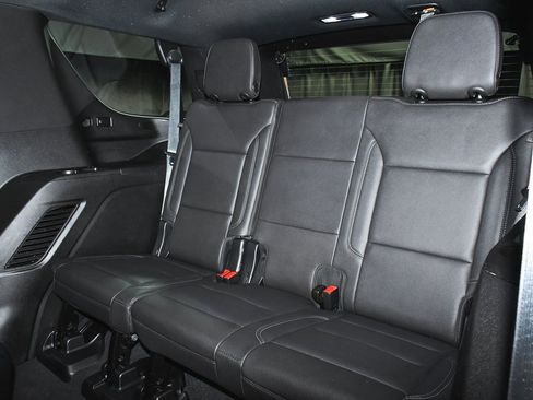 Used 2022 Chevrolet Tahoe LT w/ Luxury Package image 51