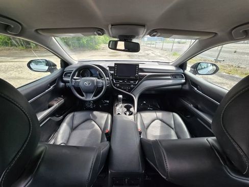 Used 2024 Toyota Camry XSE FWD image 19