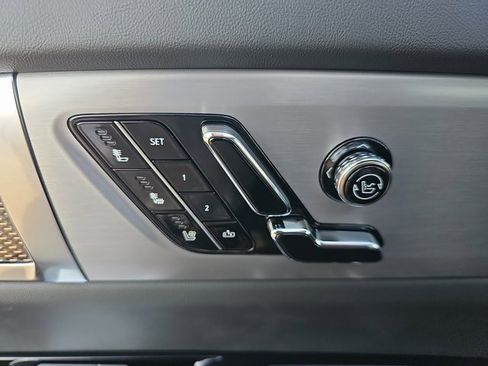 New 2026 Cadillac Vistiq Luxury w/ LPO, Floor Liner Package image 30