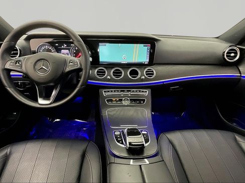 Used 2018 Mercedes-Benz E 300 image 7