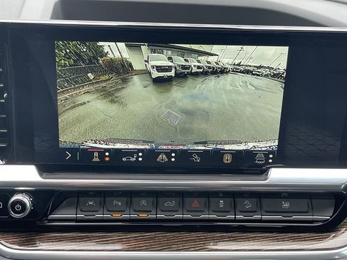 New 2026 GMC Sierra 1500 Elevation w/ Elevation Premium Package AWD/4WD image 15