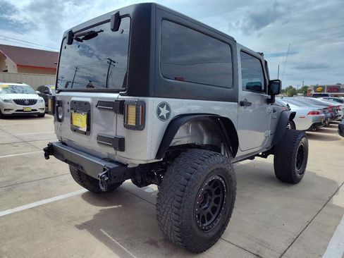 Used 2016 Jeep Wrangler Sport AWD/4WD image 4