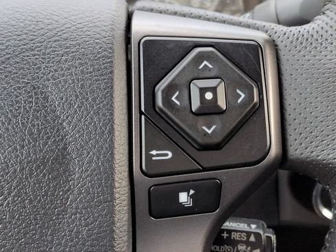 Used 2020 Toyota Tacoma TRD Sport RWD image 24