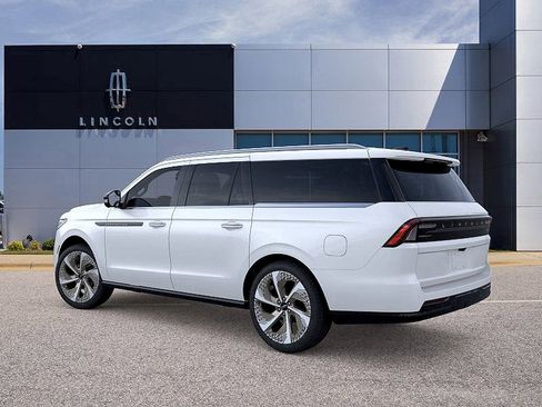 New 2026 Lincoln Navigator L Black Label AWD/4WD image 4