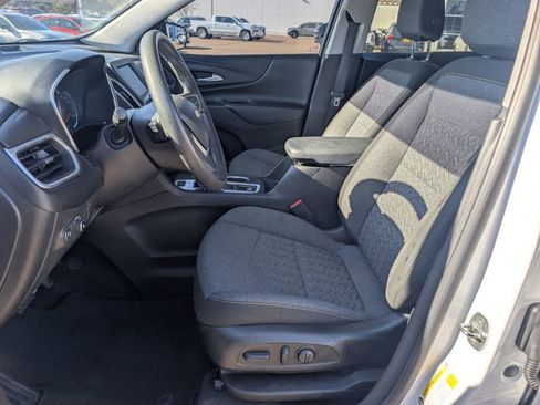 Used 2023 Chevrolet Equinox LT image 10