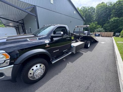 Used 2022 RAM 5500 SLT w/ Quick Order Package 2YG SLT AWD/4WD image 11
