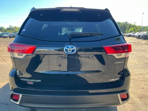 Used 2018 Toyota Highlander Limited Platinum AWD/4WD image 5