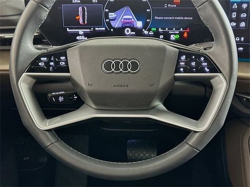 Used 2025 Audi Q5 Prestige image 14