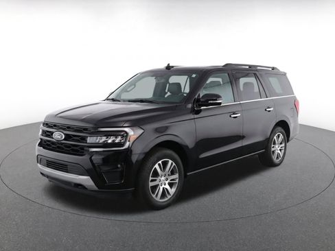 Used 2024 Ford Expedition Max Limited AWD/4WD image 3
