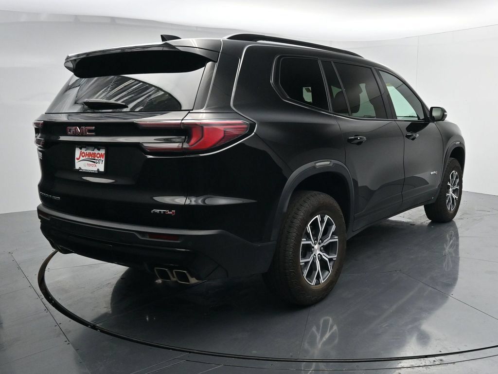 Used 2024 GMC Acadia AT4 w/ Luxury Package AWD/4WD image 7
