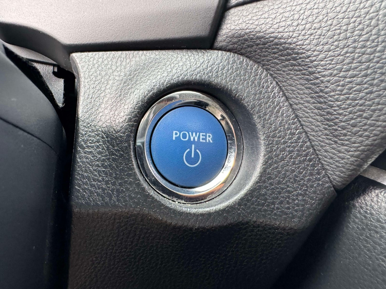 Used 2021 Toyota RAV4 Limited w/ Limited Grade Weather Package AWD/4WD image 35