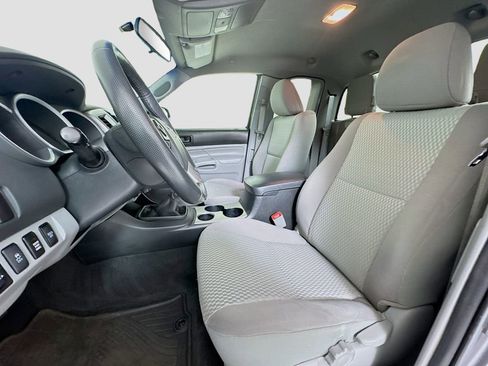 Used 2015 Toyota Tacoma 4x4 Access Cab w/ SR5 Package image 10