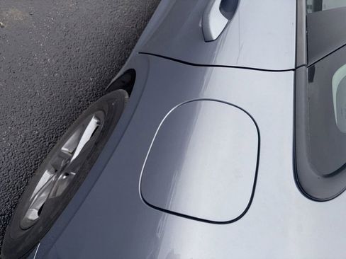 Used 2022 Kia K5 LXS image 11