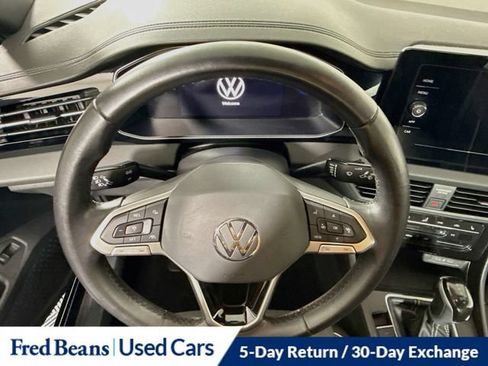 Used 2025 Volkswagen Jetta Sport FWD image 16