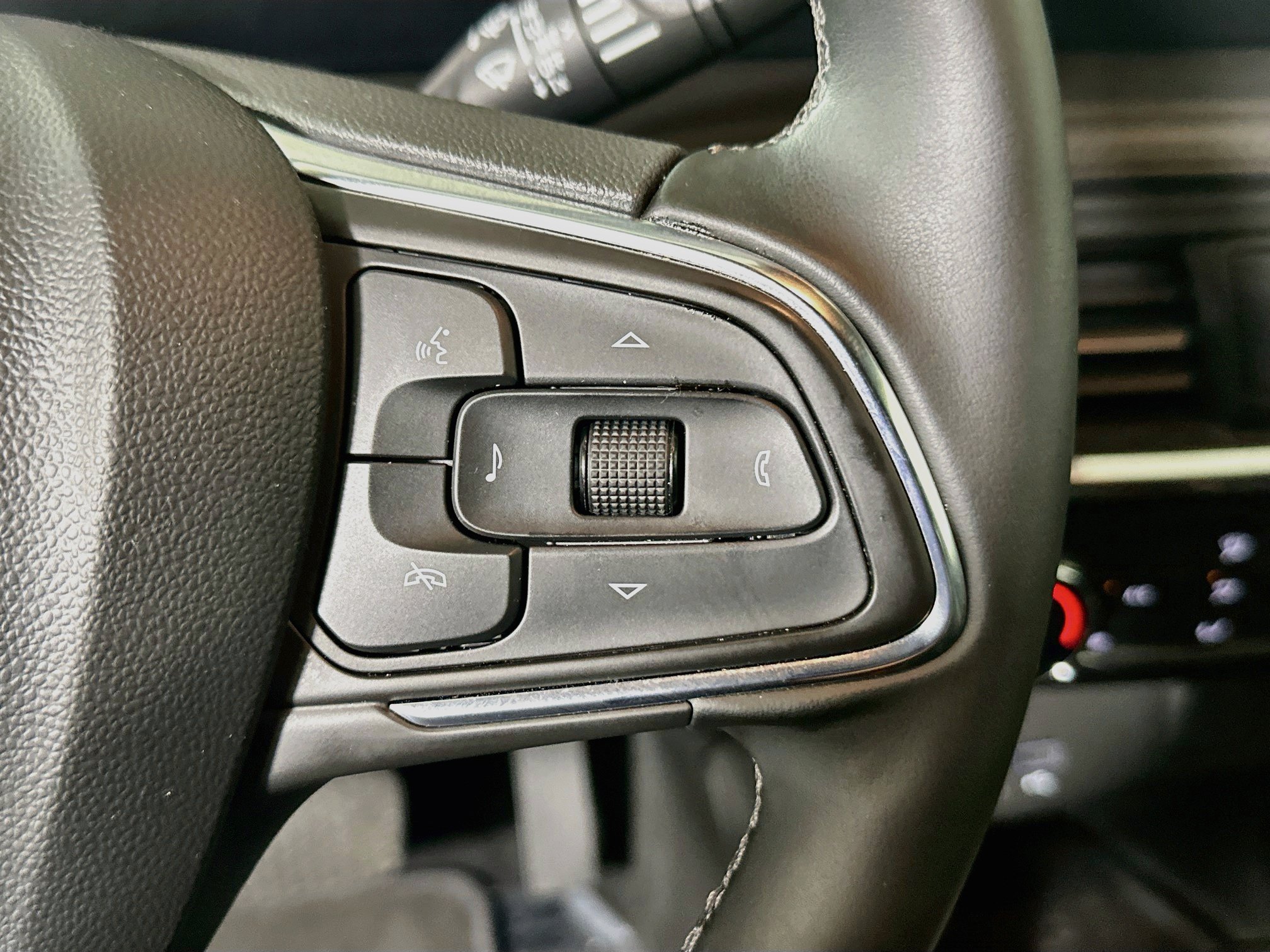 Used 2026 Buick Encore GX Sport Touring w/ Advanced Technology Package FWD image 17