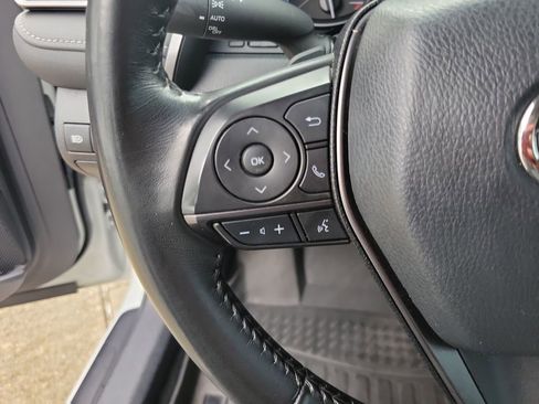 Used 2023 Toyota Camry SE FWD image 18