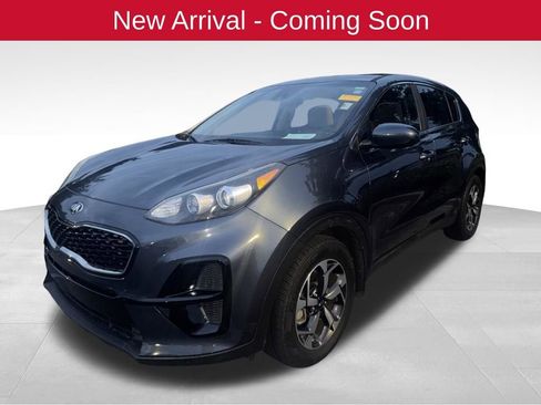 Used 2020 Kia Sportage LX FWD image 2