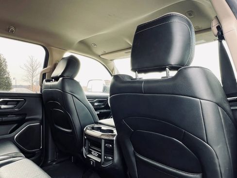 Used 2019 RAM 1500 Laramie image 27