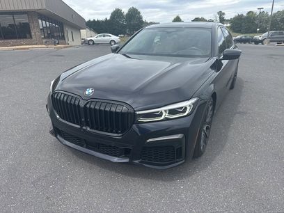 Used 2022 BMW 750i xDrive w/ Luxury Rear Seating Package