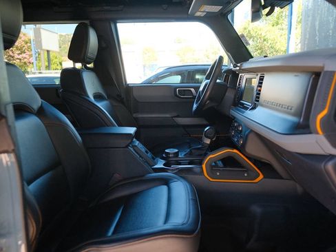 Used 2021 Ford Bronco Badlands w/ Sasquatch Package AWD/4WD image 31