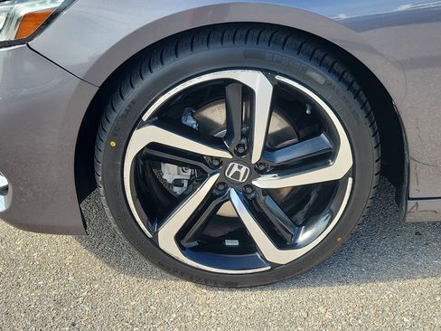 Used 2020 Honda Accord Sport image 8