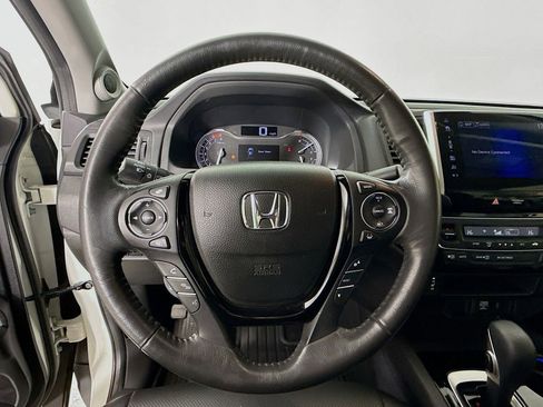 Used 2017 Honda Ridgeline RTL-E image 11