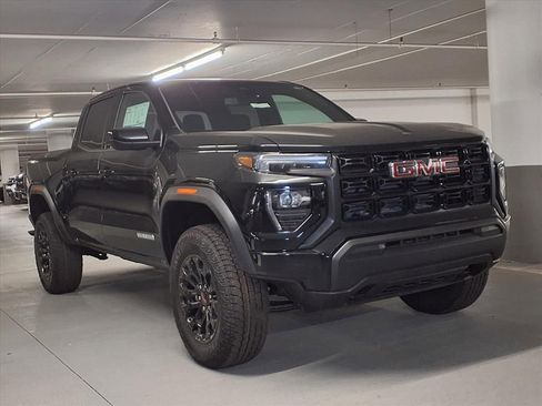 New 2026 GMC Canyon Elevation image 3