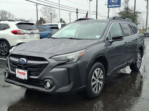 Certified 2023 Subaru Outback Premium image 7