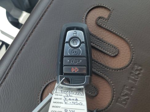 Certified 2026 Ford F450 King Ranch image 29