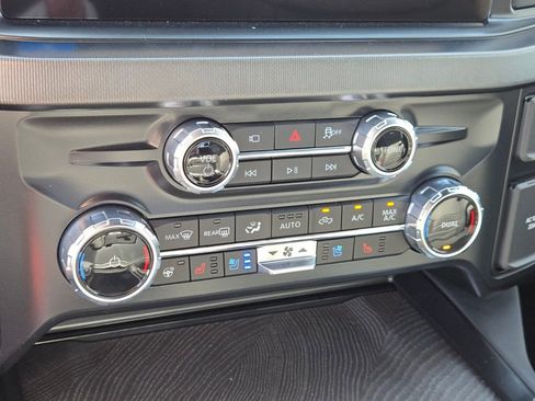 New 2025 Ford F250 Platinum w/ Tremor Off-Road Package image 15