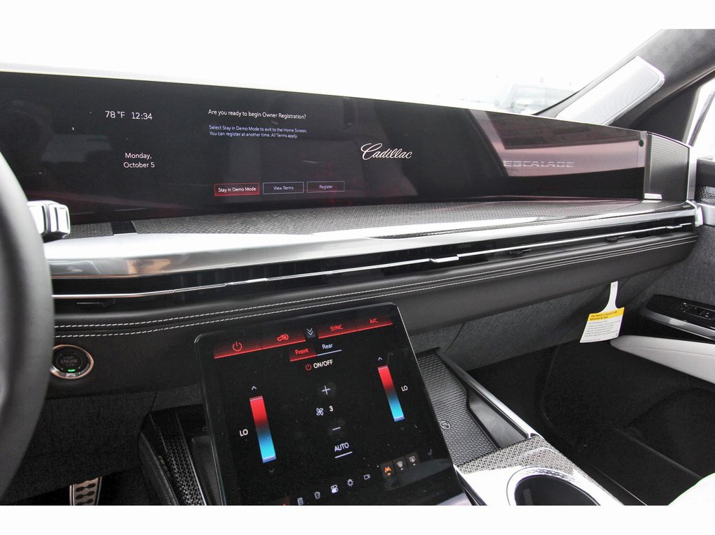 New 2026 Cadillac Escalade V w/ LPO, ONYX Package AWD/4WD image 17