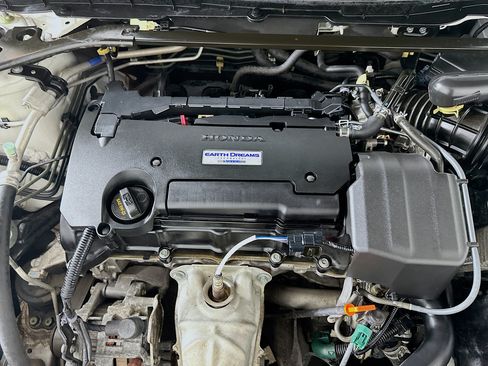 Used 2017 Honda Accord Sport image 30