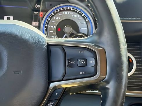 Used 2021 RAM 1500 Limited AWD/4WD image 10