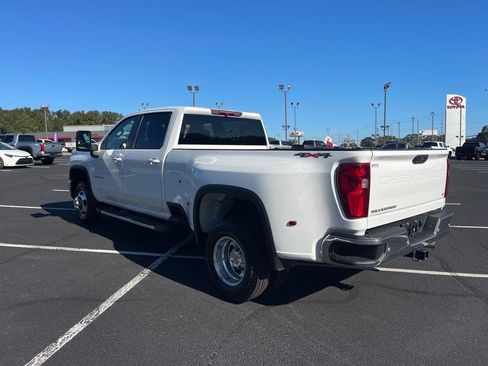 Used 2024 Chevrolet Silverado 3500 LT w/ Safety Package image 14