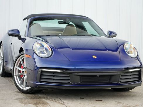 Used 2022 Porsche 911 Targa 4S w/ Premium Package AWD/4WD image 4