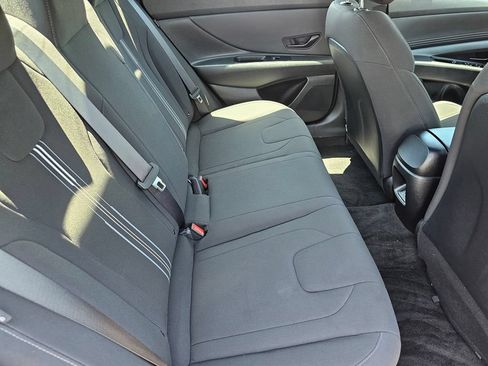 Certified 2025 Hyundai Elantra Sport FWD image 15