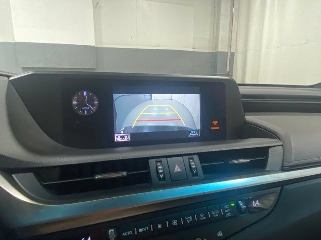 Used 2019 Lexus ES 350 w/ Premium Package FWD image 23