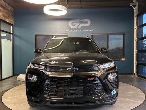 Used 2021 Chevrolet TrailBlazer RS w/ Sun and Liftgate Package FWD image 8