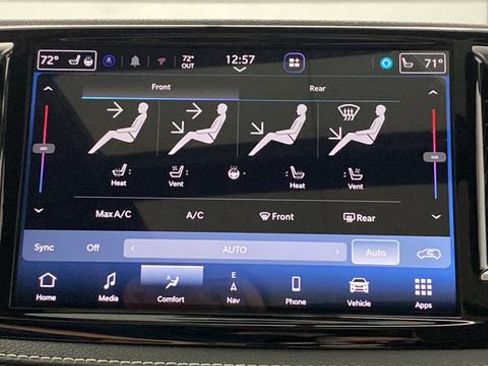New 2026 Chrysler Pacifica Limited w/ S Appearance Package AWD/4WD image 18