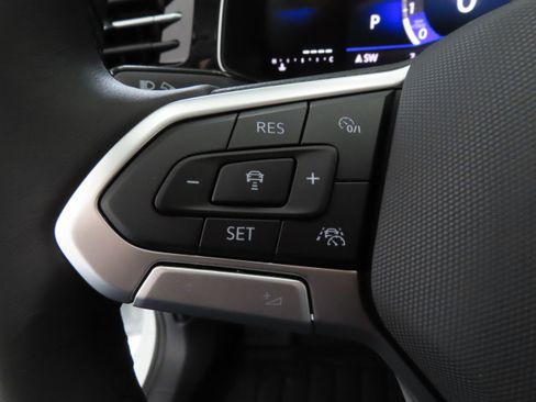 New 2025 Volkswagen Jetta SE image 14