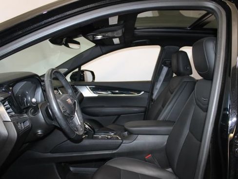 Certified 2024 Cadillac XT5 Premium Luxury w/ LPO, Floor Liner Package AWD/4WD image 7