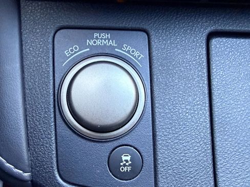 Used 2018 Lexus ES 350 ES 350 Sedan 4D image 17