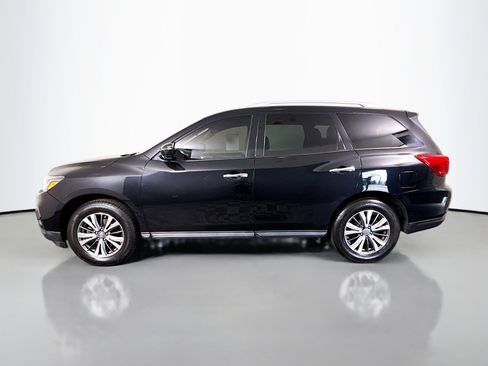 Used 2019 Nissan Pathfinder SV AWD/4WD image 6