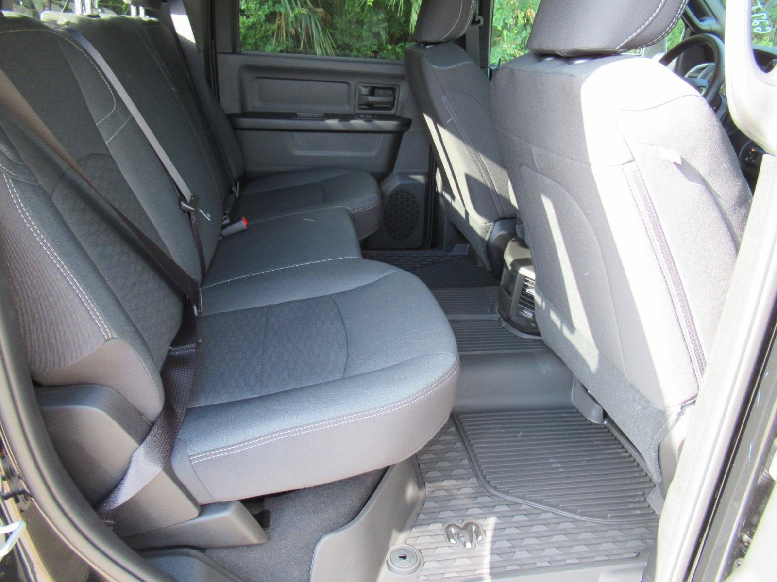 New 2027 RAM 3500 Tradesman AWD/4WD image 33