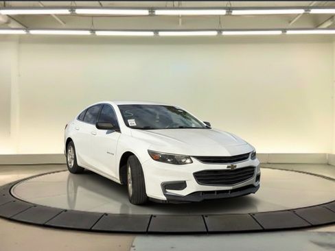 Used 2017 Chevrolet Malibu LS w/ LPO, Convenience Package 1 image 1