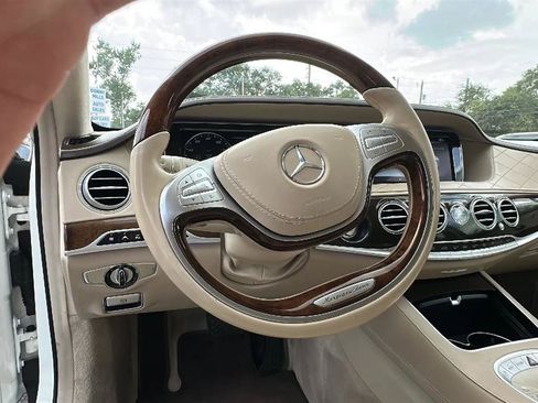 Used 2017 Mercedes-Benz S 550 Sedan image 36