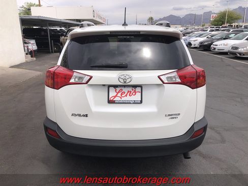 Used 2015 Toyota RAV4 Limited image 9