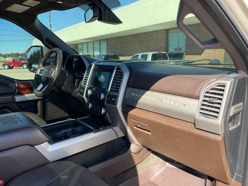 Used 2017 Ford F350 King Ranch w/ King Ranch Ultimate Package image 34