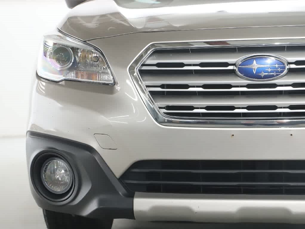 Used 2016 Subaru Outback 2.5i Limited AWD/4WD image 6