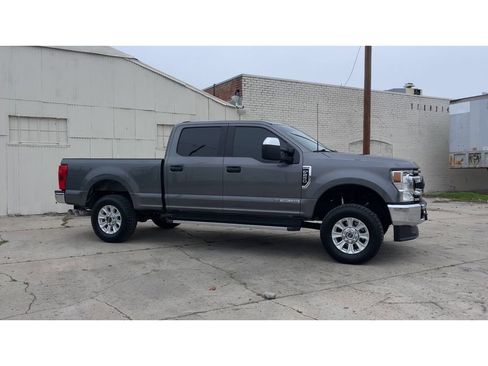Used 2021 Ford F250 XL w/ STX Appearance Package image 4